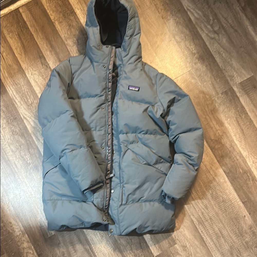 Gray Hooded Puffer Jacket